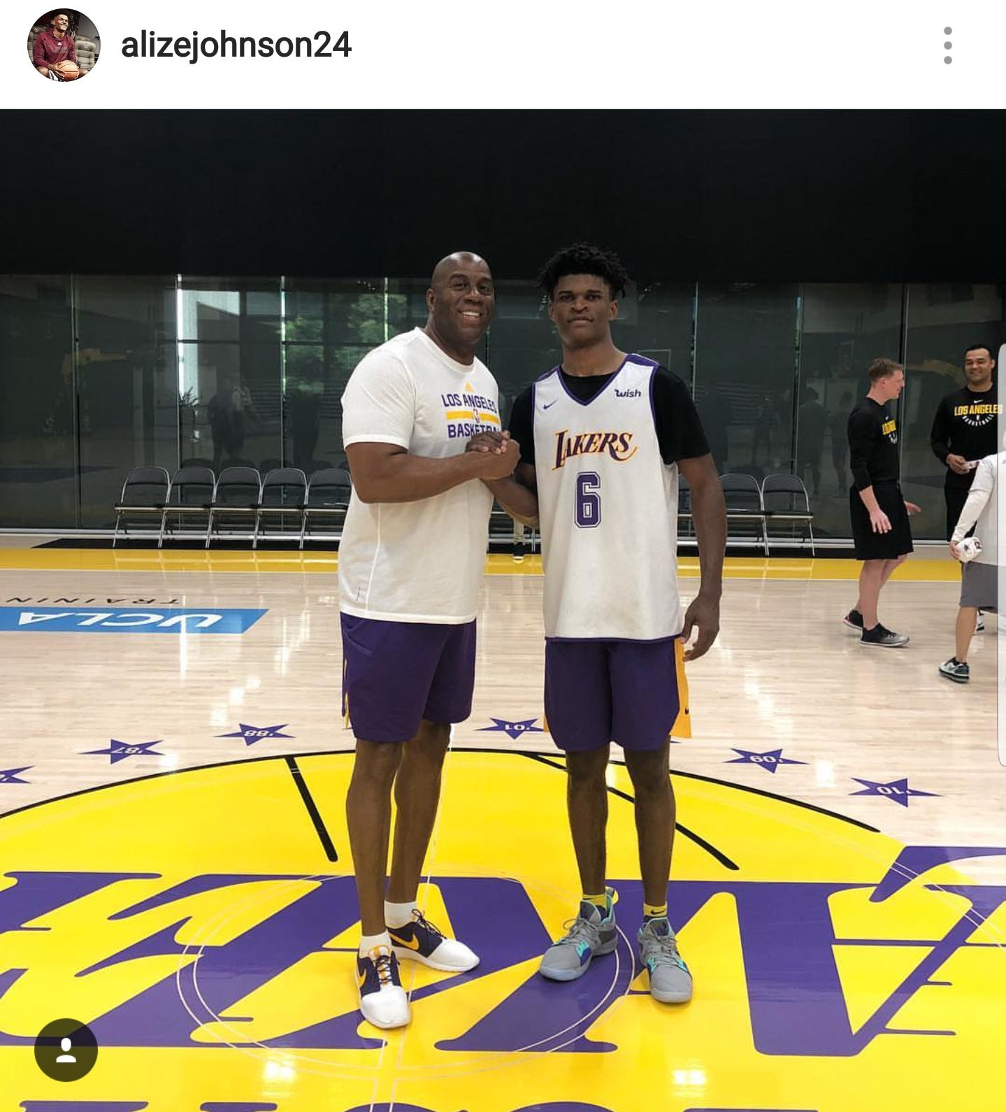 alize johnson jersey